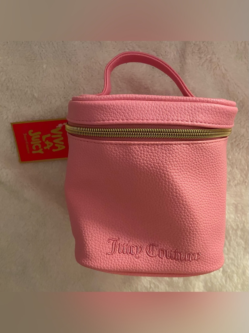 Juicy Couture Bubblegum Pink Pebbled Cosmetic Case with Gold Hardware - Picture 2 of 5